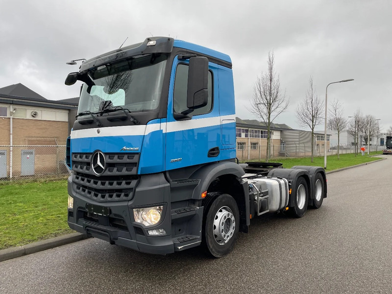 Mercedes-Benz Arocs 2651 6X4 2020 ONLY 250.000 km - Tractor: foto 1 Mercedes-Benz Arocs 2651 6X4 2020 ONLY 250.000 km - Tractor: foto 1