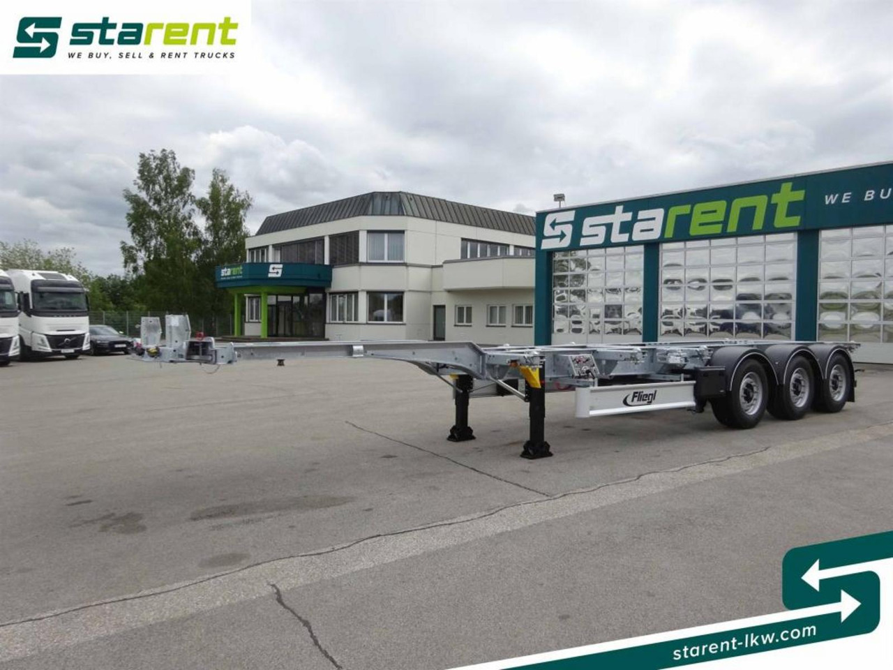 Fliegl Containerchassis ADR, 1x20/2x20/1x30/1x40/1x45 - Semi-reboque transportador de contêineres/ Caixa móvel: foto 1 Fliegl Containerchassis ADR, 1x20/2x20/1x30/1x40/1x45 - Semi-reboque transportador de contêineres/ Caixa móvel: foto 1