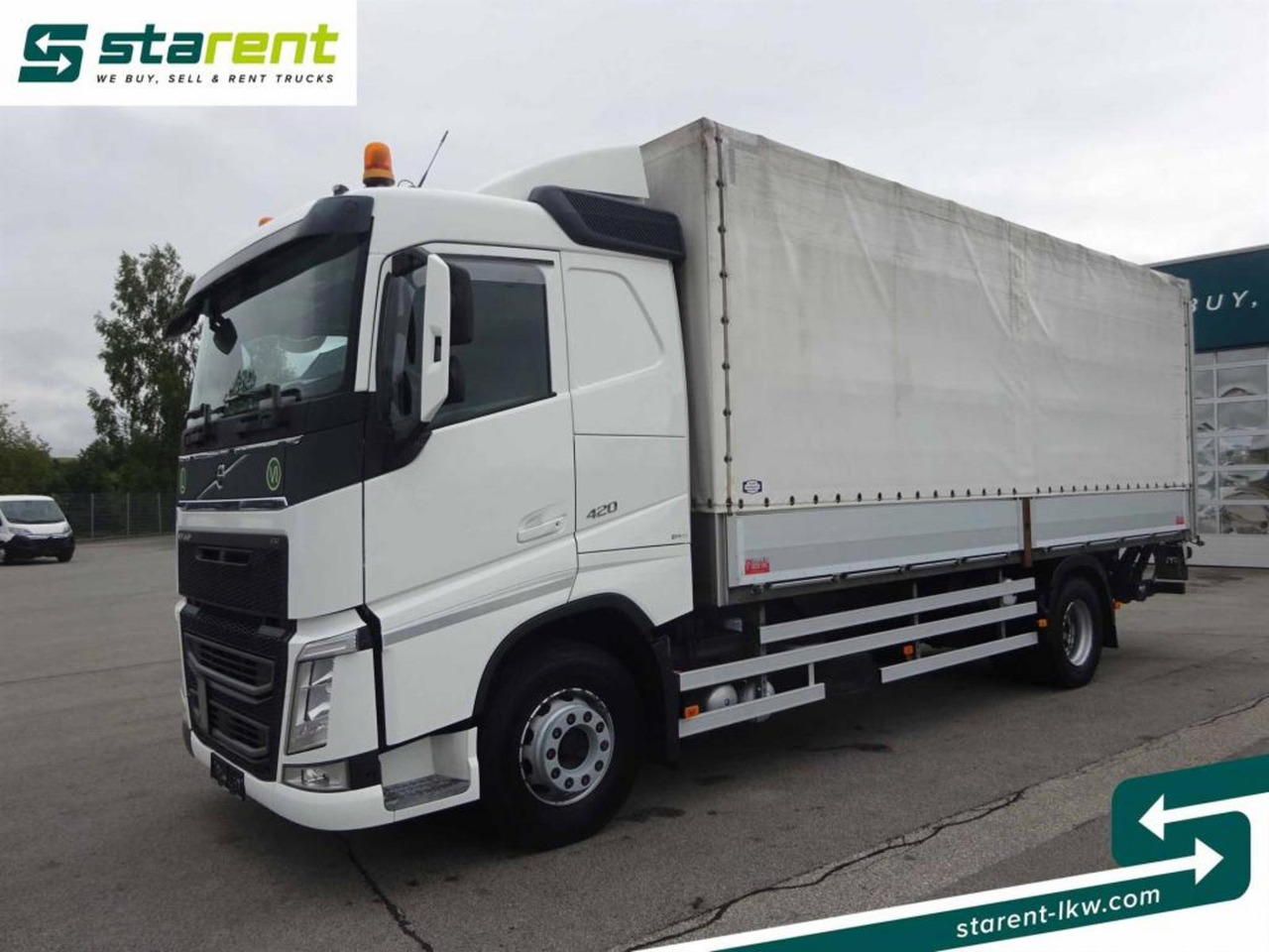 Volvo FH 420 Planenaufbau LBW 2000Kg Kamera Bett - Camião de lona: foto 1 Volvo FH 420 Planenaufbau LBW 2000Kg Kamera Bett - Camião de lona: foto 1