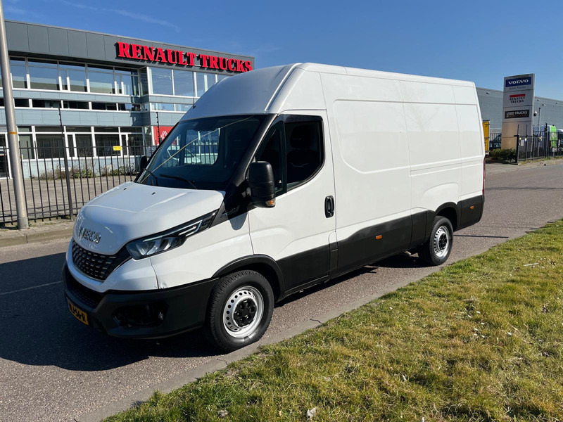 Iveco Daily 35 S 16V, Hi-Matic, 352 L H3, Airco, Camera - Furgão: foto 1 Iveco Daily 35 S 16V, Hi-Matic, 352 L H3, Airco, Camera - Furgão: foto 1