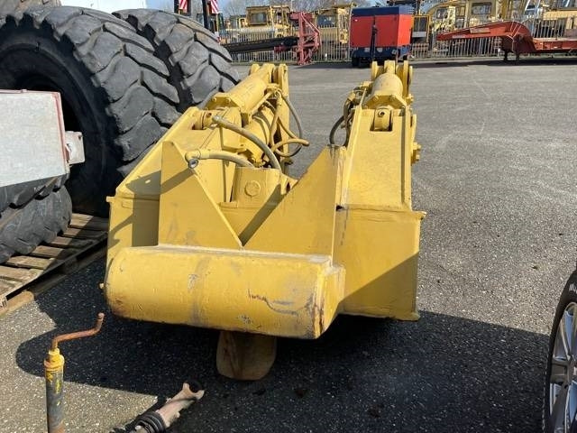 CAT D 8 R Ripper - Escarificador para Máquina de construção: foto 2 CAT D 8 R Ripper - Escarificador para Máquina de construção: foto 2