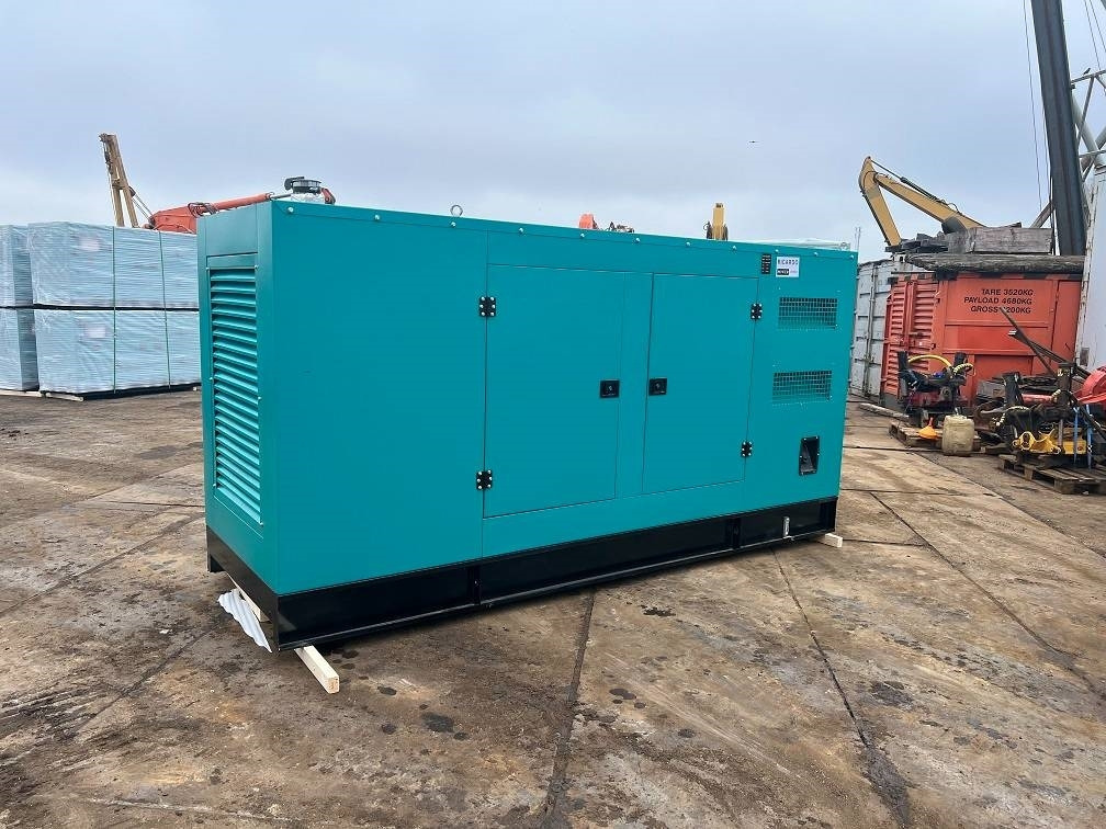 Ricardo 400KVA 320KW SILENT 3 PHASE GENERATOR 50HZ 400V NE - Gerador elétrico: foto 4 Ricardo 400KVA 320KW SILENT 3 PHASE GENERATOR 50HZ 400V NE - Gerador elétrico: foto 4