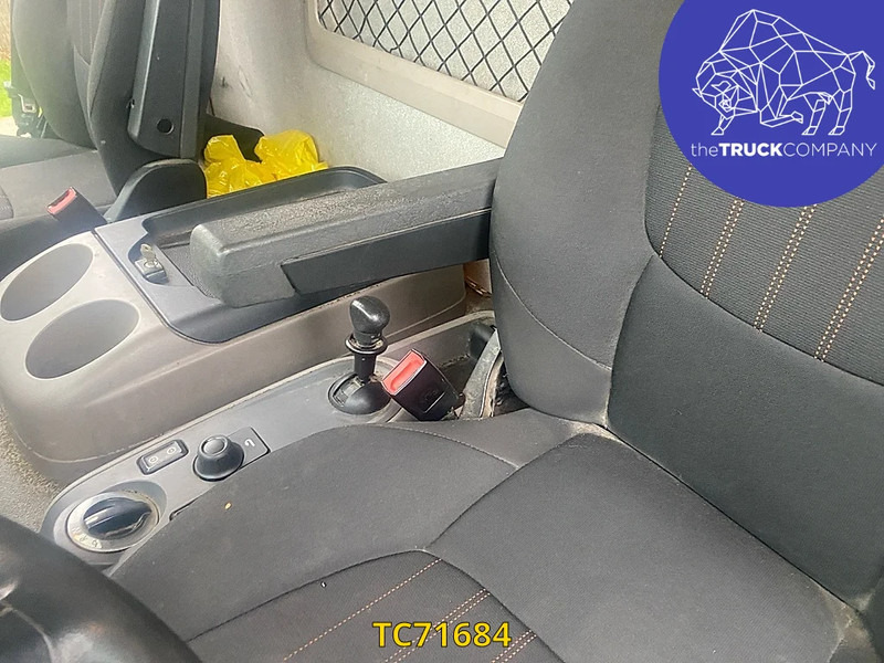 Camião furgão DAF LF 230: foto 17 Camião furgão DAF LF 230: foto 17