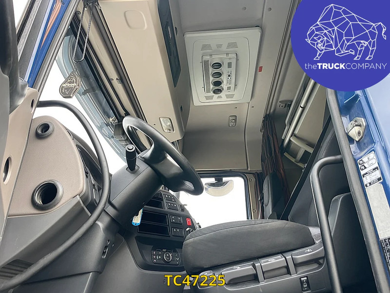 DAF XF Euro6 480 - Camião transportador de contêineres/ Caixa móvel: foto 5 DAF XF Euro6 480 - Camião transportador de contêineres/ Caixa móvel: foto 5