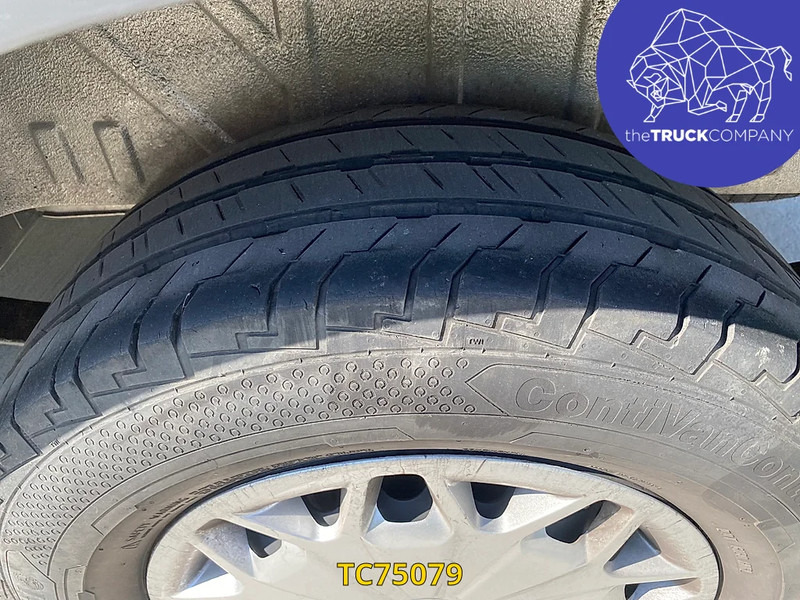 Ford Transit 2.2 TDCI L2 H2 AIRCO - Furgão: foto 5 Ford Transit 2.2 TDCI L2 H2 AIRCO - Furgão: foto 5
