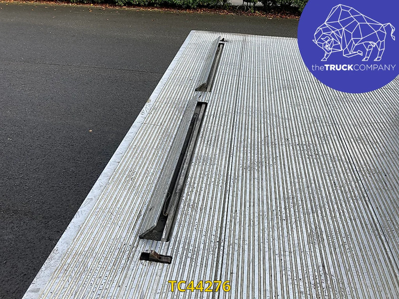 Iveco EuroCargo 100 E15 - Camião furgão: foto 2 Iveco EuroCargo 100 E15 - Camião furgão: foto 2