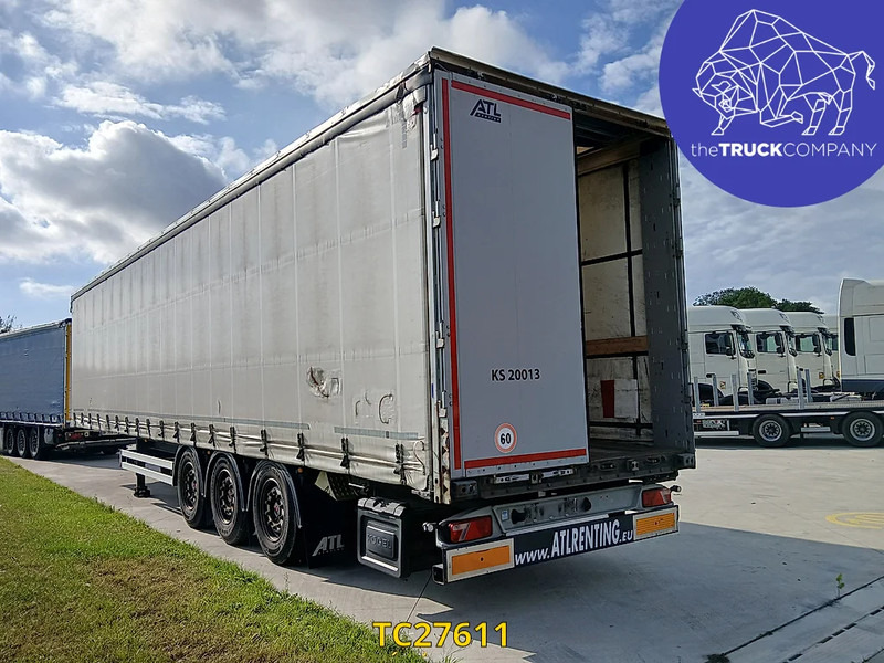 Kögel - Semi-reboque de lona: foto 4 Kögel - Semi-reboque de lona: foto 4