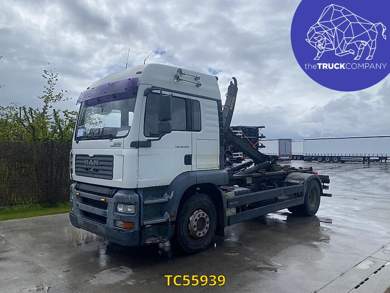 MAN TGA 430 - Camião transportador de contêineres/ Caixa móvel: foto 1 MAN TGA 430 - Camião transportador de contêineres/ Caixa móvel: foto 1