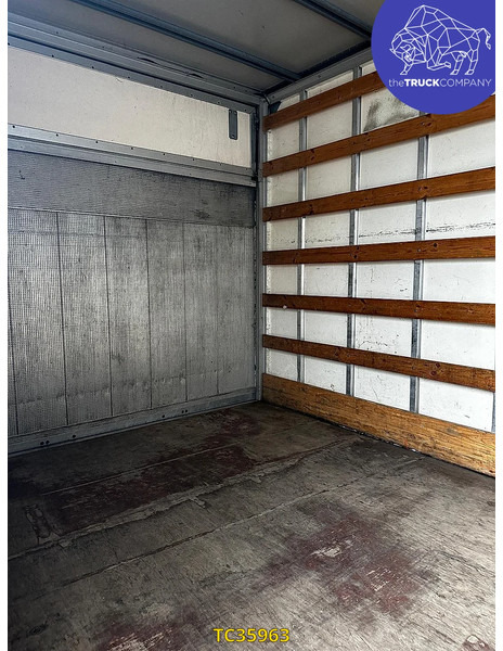 Peugeot Boxer 2.0 HDI BOX + LIFT - Carrinha de contentor: foto 2 Peugeot Boxer 2.0 HDI BOX + LIFT - Carrinha de contentor: foto 2