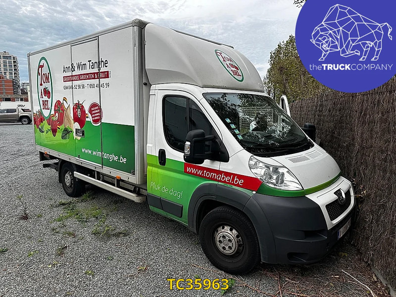 Peugeot Boxer 2.0 HDI BOX + LIFT - Carrinha de contentor: foto 1 Peugeot Boxer 2.0 HDI BOX + LIFT - Carrinha de contentor: foto 1