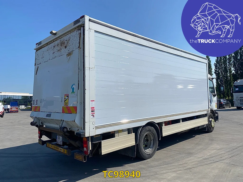 Renault D 240 - Camião furgão: foto 2 Renault D 240 - Camião furgão: foto 2