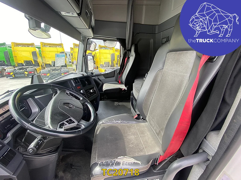 Renault T 460 - Camião furgão: foto 5 Renault T 460 - Camião furgão: foto 5