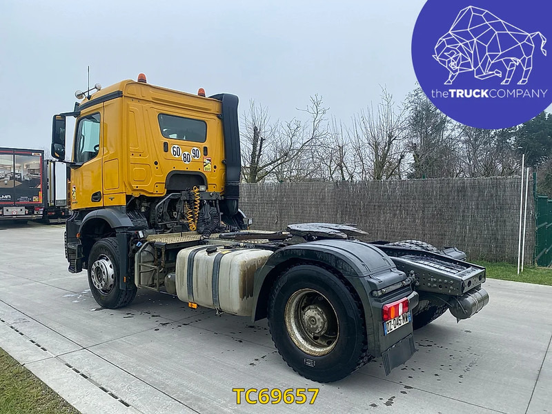 Mercedes-Benz Arocs 2048 - Tractor: foto 3 Mercedes-Benz Arocs 2048 - Tractor: foto 3