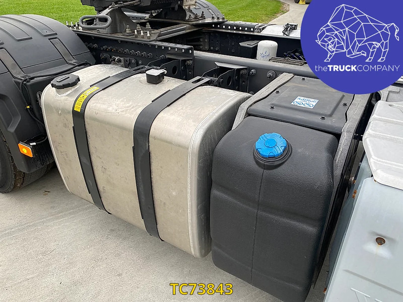 Tractor Volvo FH 500: foto 14 Tractor Volvo FH 500: foto 14