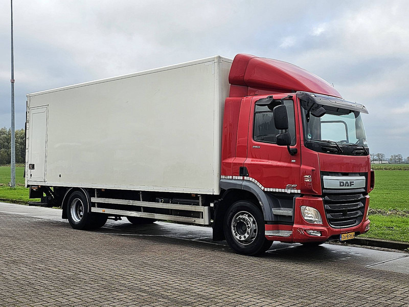 DAF CF 250 19T LIFT AIRCO - Camião furgão: foto 5 DAF CF 250 19T LIFT AIRCO - Camião furgão: foto 5