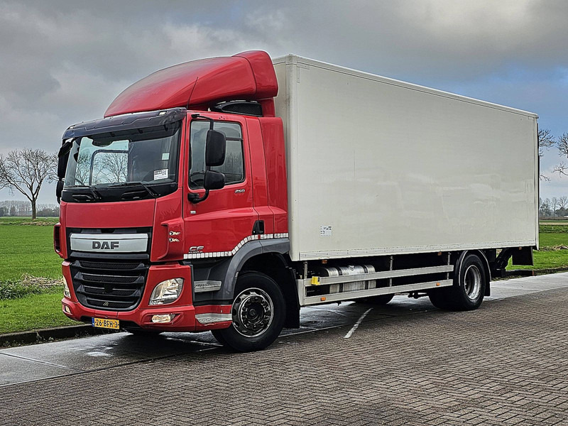 DAF CF 250 19T LIFT AIRCO - Camião furgão: foto 2 DAF CF 250 19T LIFT AIRCO - Camião furgão: foto 2