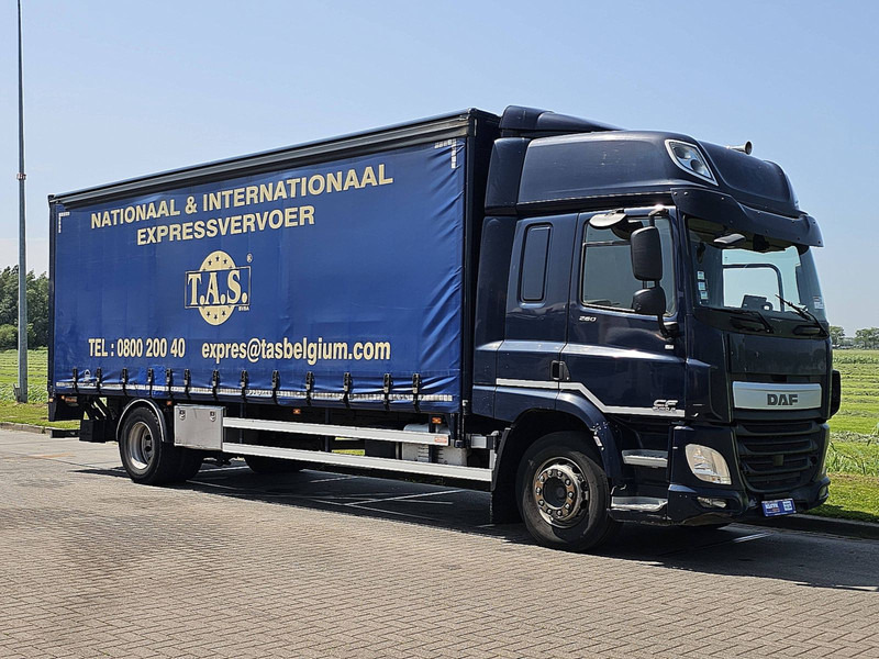DAF CF 260 - Camião de lona: foto 5 DAF CF 260 - Camião de lona: foto 5
