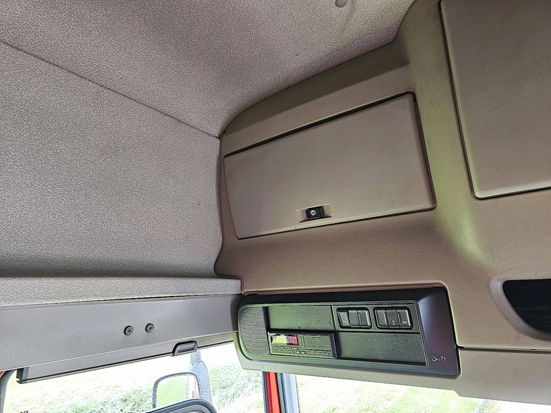 Camião chassi DAF CF 290 SPACECAB WB 570: foto 10