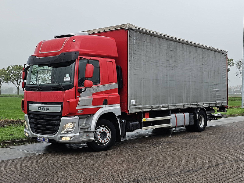 DAF CF 400 - Camião de lona: foto 2 DAF CF 400 - Camião de lona: foto 2