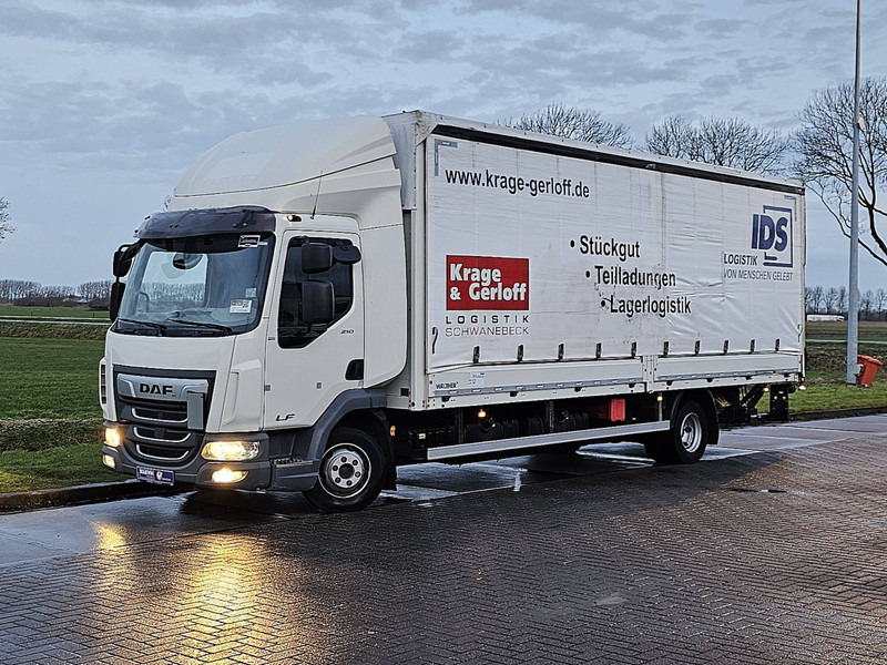 DAF LF 210 7.49T AIRCO LIFT - Camião de lona: foto 2 DAF LF 210 7.49T AIRCO LIFT - Camião de lona: foto 2