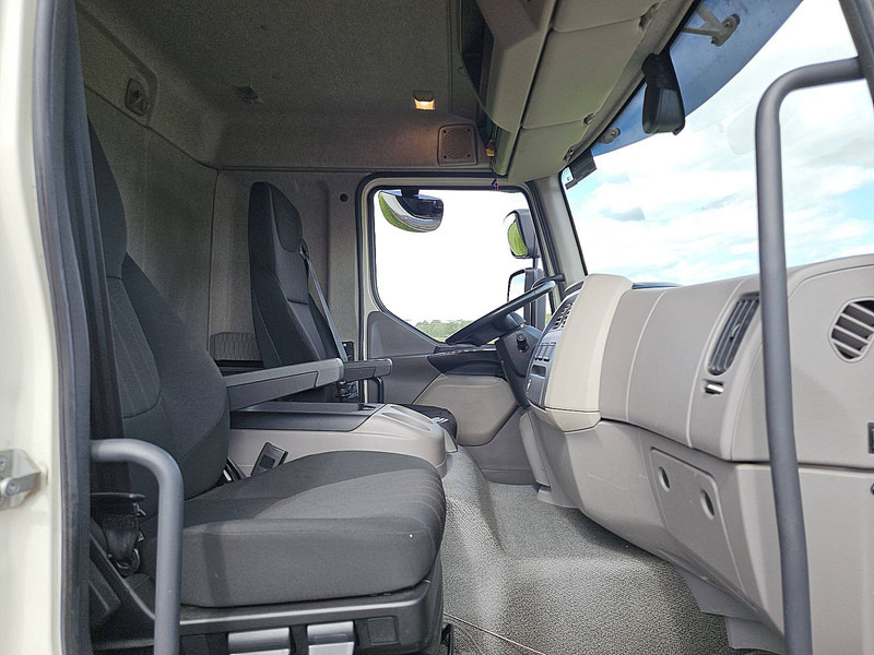 Camião de lona DAF LF 290 16T: foto 7