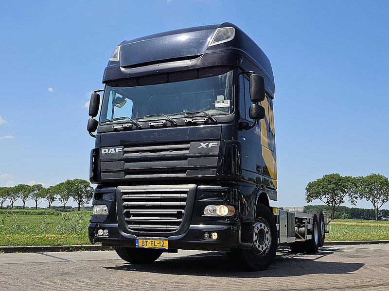 DAF XF 105.460 SSC 6X2 FAS MANUAL - Camião chassi: foto 1 DAF XF 105.460 SSC 6X2 FAS MANUAL - Camião chassi: foto 1