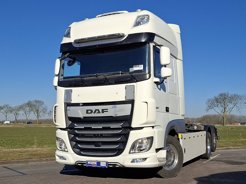 DAF XF 480 FAN - Camião polibenne: foto 1 DAF XF 480 FAN - Camião polibenne: foto 1