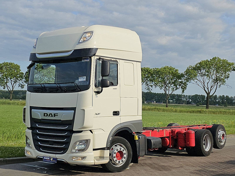 DAF XF 480 - Camião chassi: foto 2 DAF XF 480 - Camião chassi: foto 2