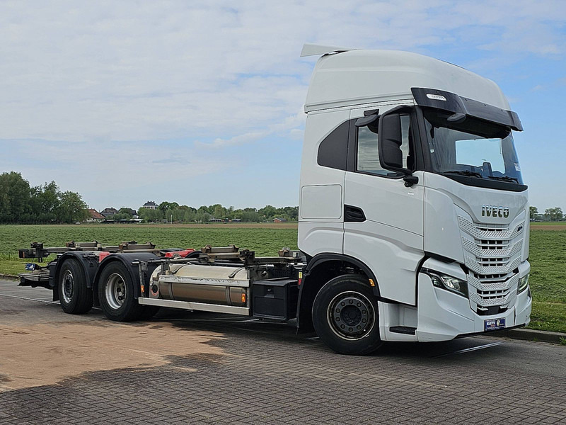 Iveco S-WAY AS260S46 LNG INT. STEERAXLE - Camião transportador de contêineres/ Caixa móvel: foto 5 Iveco S-WAY AS260S46 LNG INT. STEERAXLE - Camião transportador de contêineres/ Caixa móvel: foto 5