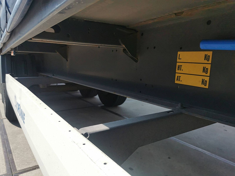 Semi-reboque de lona Krone SDP 02 BÄR 2 TONS TAILLIFT: foto 7 Semi-reboque de lona Krone SDP 02 BÄR 2 TONS TAILLIFT: foto 7