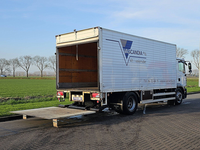 MAN 18.240 TGM AIRCO TAILLIFT - Camião furgão: foto 3 MAN 18.240 TGM AIRCO TAILLIFT - Camião furgão: foto 3