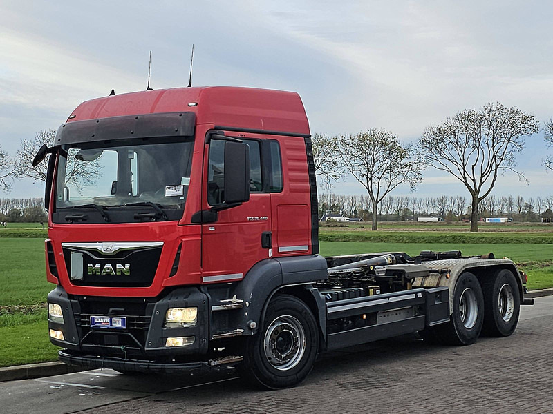 MAN 26.440 TGS - Camião polibenne: foto 2 MAN 26.440 TGS - Camião polibenne: foto 2