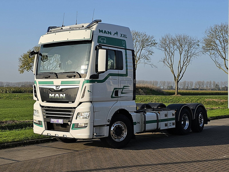 MAN 26.500 TGX XXL 6X2-4 LL WB420 - Camião chassi: foto 2 MAN 26.500 TGX XXL 6X2-4 LL WB420 - Camião chassi: foto 2