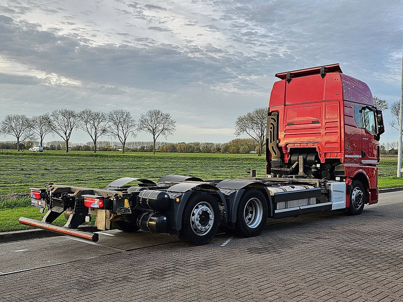 MAN 26.510 TGX - Camião transportador de contêineres/ Caixa móvel: foto 3 MAN 26.510 TGX - Camião transportador de contêineres/ Caixa móvel: foto 3