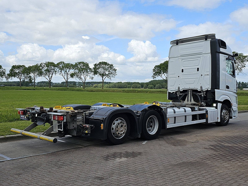 Mercedes-Benz ACTROS 2545 LS - Camião transportador de contêineres/ Caixa móvel: foto 3 Mercedes-Benz ACTROS 2545 LS - Camião transportador de contêineres/ Caixa móvel: foto 3