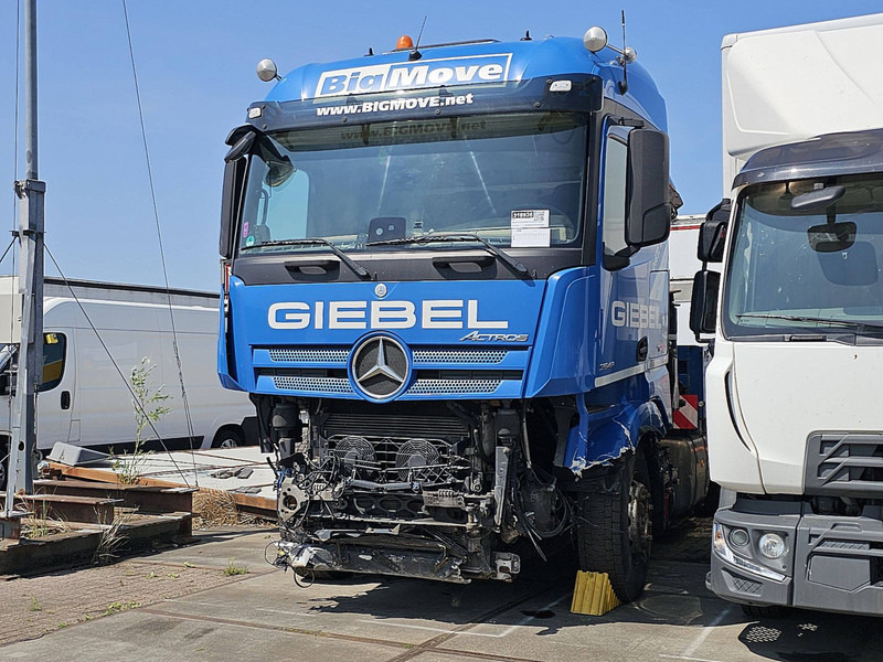 Mercedes-Benz ACTROS 2548 - Camião de caixa aberta/ Plataforma, Camião grua: foto 2 Mercedes-Benz ACTROS 2548 - Camião de caixa aberta/ Plataforma, Camião grua: foto 2