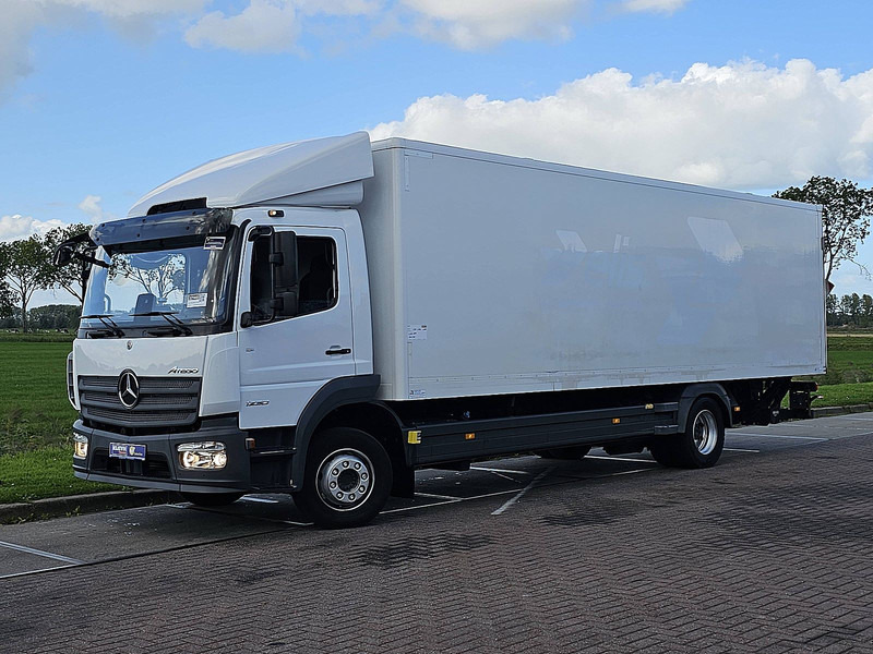 Mercedes-Benz ATEGO 1230 TAILLIFT AIRCO AHK - Camião furgão: foto 2 Mercedes-Benz ATEGO 1230 TAILLIFT AIRCO AHK - Camião furgão: foto 2