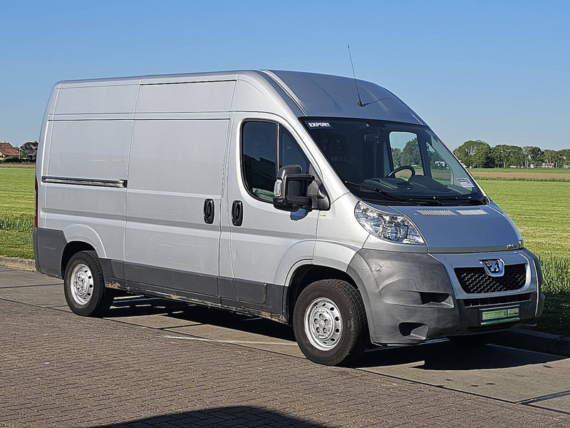 Peugeot Boxer 3.0 3.0 ltr - Furgão: foto 5 Peugeot Boxer 3.0 3.0 ltr - Furgão: foto 5