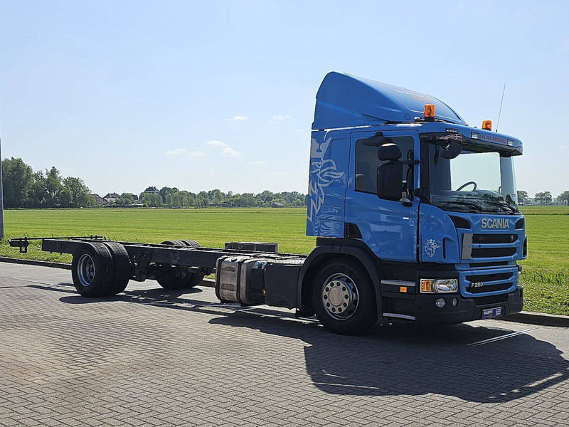 Scania P250 310TKM AIRCO WB560 - Camião chassi: foto 5 Scania P250 310TKM AIRCO WB560 - Camião chassi: foto 5