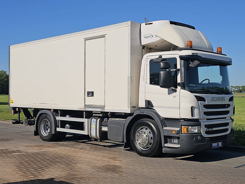Scania P250 CARRIER LIFT 286TKM - Camião frigorífico: foto 5 Scania P250 CARRIER LIFT 286TKM - Camião frigorífico: foto 5