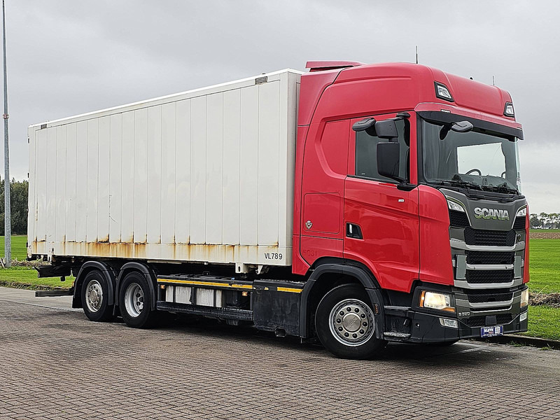 Scania S520 V8 RETARDER WB475 - Camião transportador de contêineres/ Caixa móvel: foto 5 Scania S520 V8 RETARDER WB475 - Camião transportador de contêineres/ Caixa móvel: foto 5