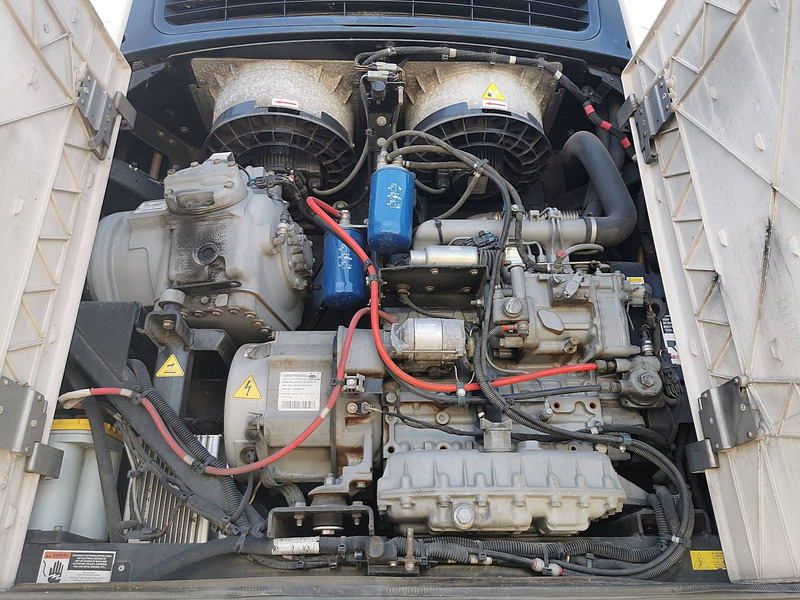 Semi-reboque frigorífico Schmitz Cargobull SKO 24 BI-TEMP: foto 11 Semi-reboque frigorífico Schmitz Cargobull SKO 24 BI-TEMP: foto 11