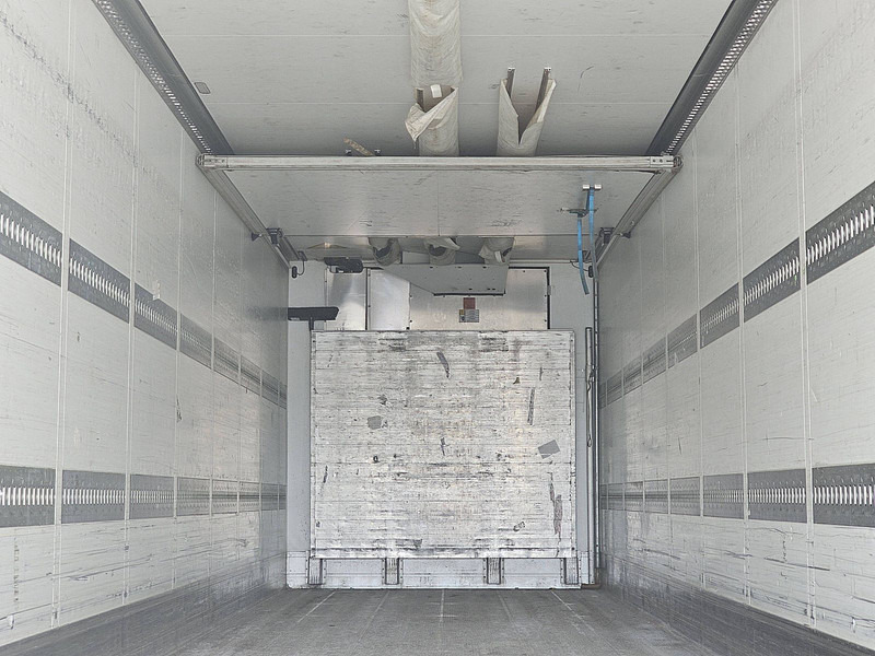 Semi-reboque frigorífico Schmitz Cargobull SKO 24 LADEBORDWAND: foto 9