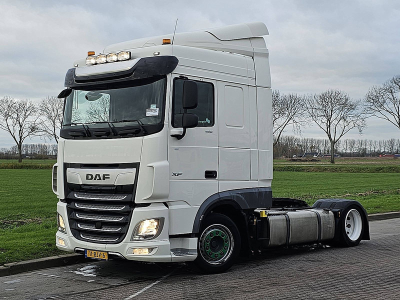 DAF XF 450 - Tractor: foto 2 DAF XF 450 - Tractor: foto 2