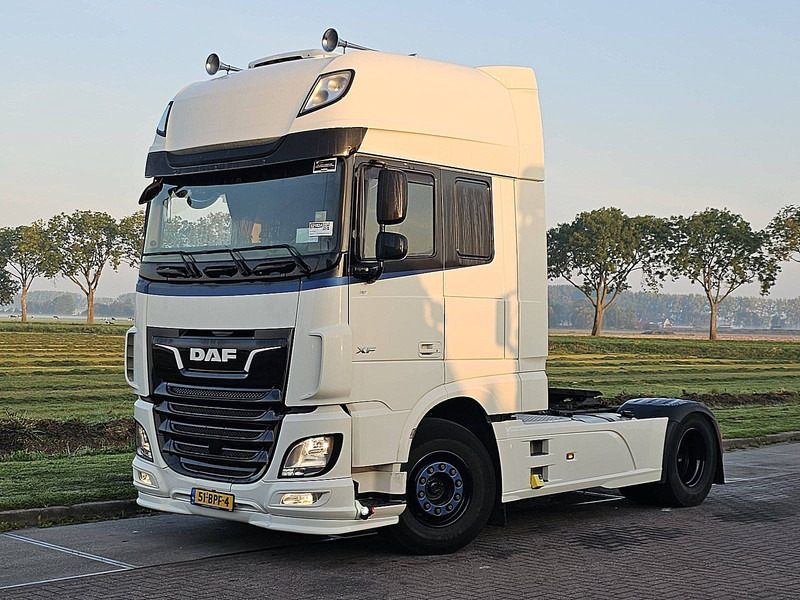 DAF XF 480 SSC SKIRTS NIGHT A/C - Tractor: foto 2 DAF XF 480 SSC SKIRTS NIGHT A/C - Tractor: foto 2