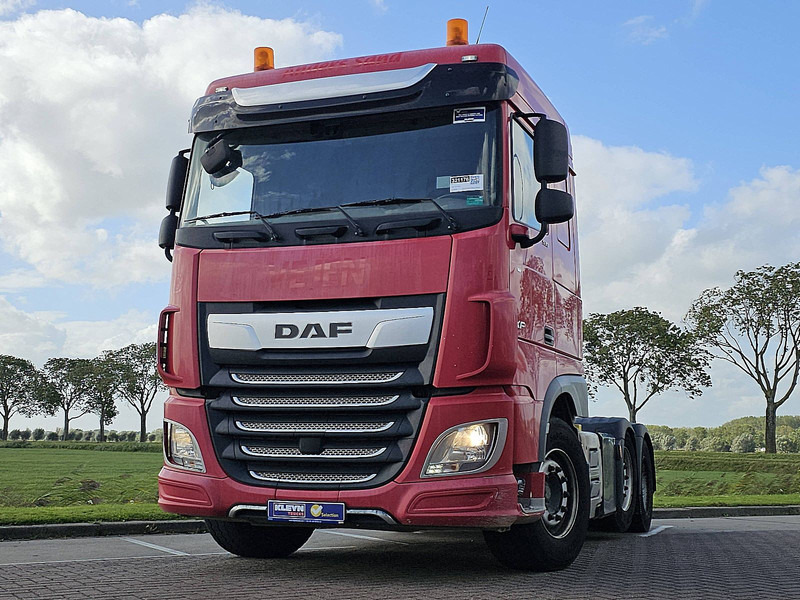 DAF XF 530 SPACECAB 6X2 FTG PTO - Tractor: foto 1 DAF XF 530 SPACECAB 6X2 FTG PTO - Tractor: foto 1