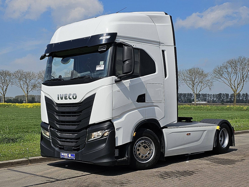 Iveco S-WAY AS440S48 NAVI FRIDGE SKIRTS - Tractor: foto 2 Iveco S-WAY AS440S48 NAVI FRIDGE SKIRTS - Tractor: foto 2