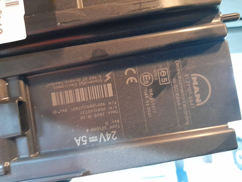 MAN 26.470 TGX TG3 GM 6X2/2 BL - Tractor: foto 2 MAN 26.470 TGX TG3 GM 6X2/2 BL - Tractor: foto 2