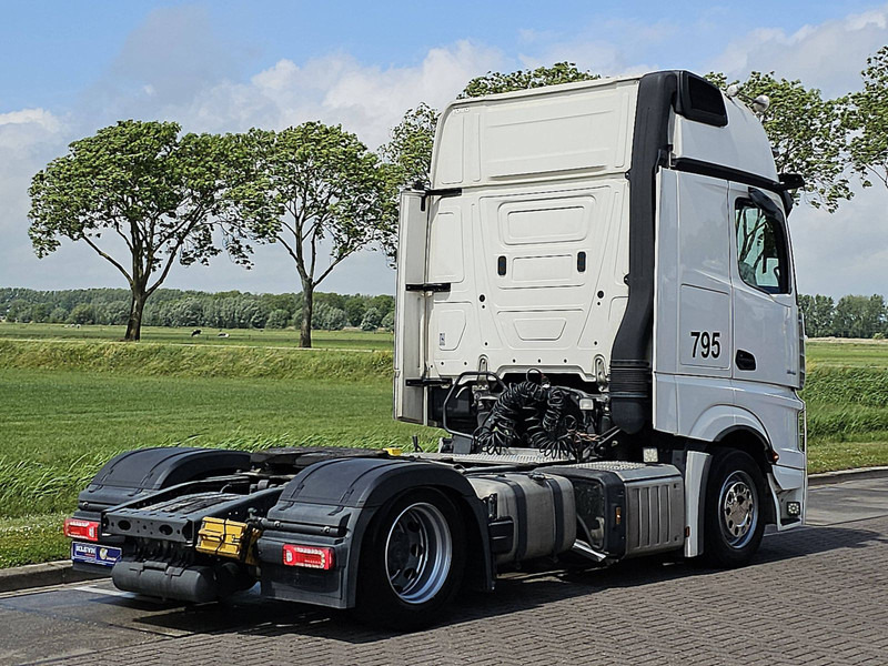 Mercedes-Benz ACTROS 1845 LS NR MP5 GIGASP. RET. - Tractor: foto 3 Mercedes-Benz ACTROS 1845 LS NR MP5 GIGASP. RET. - Tractor: foto 3