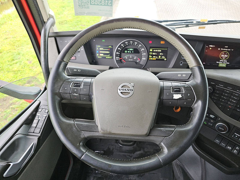 Locação financeira de Volvo FH 460 PTO ALCOA NL-TRUCK Volvo FH 460 PTO ALCOA NL-TRUCK: foto 11